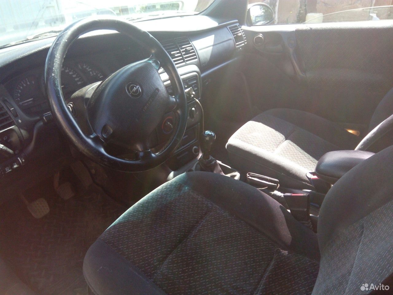 Opel Vectra 1.8 МТ, 1996, седан