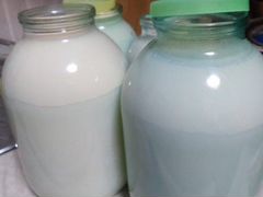 Домашнее молоко с личной минифермы