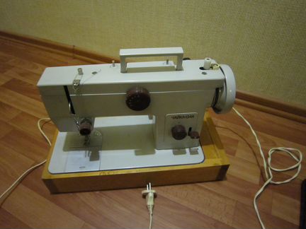 Швейная машина Чайка-134А