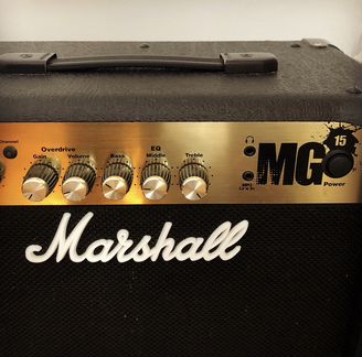 Комбоусилитель Marshall MG15