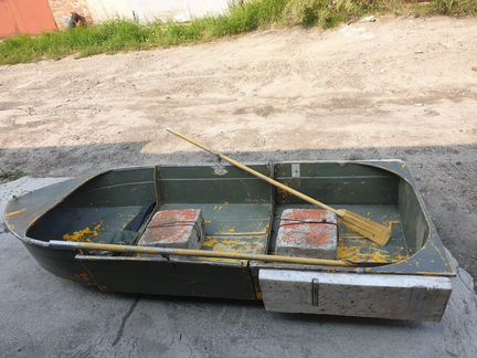 Лодка металлическая Малютка