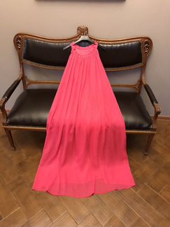 Шикарное яркое розовое платье в пол от м до 50 раз