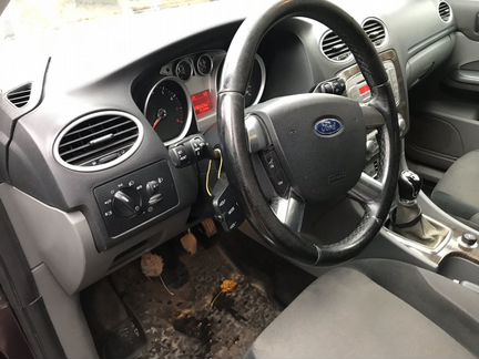 Ford Focus 1.8 МТ, 2008, 198 142 км