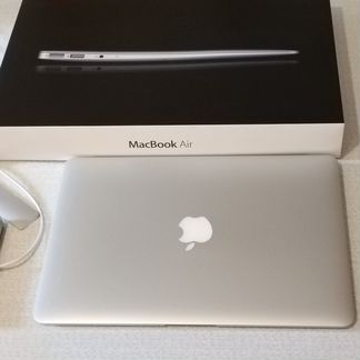 MacBook Air 13-inch (Apple)