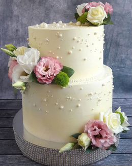 Свадебный торт и торты на день рождения