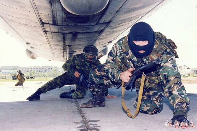 Костюмы ветровлагозащитные 