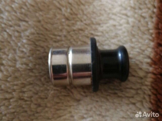 Продам прикуриватель от хонда цивик ферио 2001