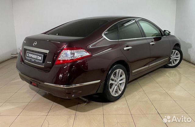 Nissan Teana `2011