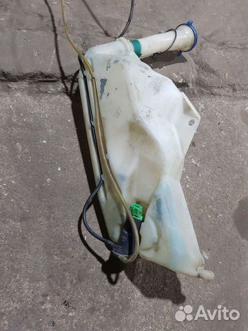 Бачек омывателя Peugeot 206