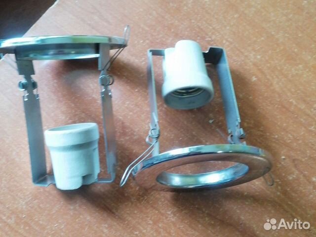 Светильник точечный