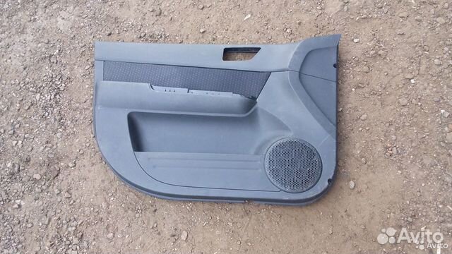 Обшивка передней левой двери Hyundai Getz