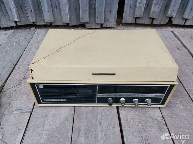 Проигрыватель для виниловых пластинок Серенада 405