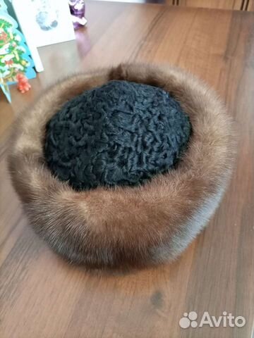 Каракулевая шапка натуральный мех женская
