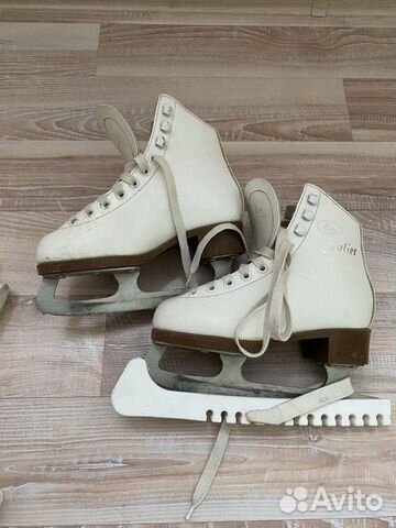 Коньки для фигурного катания 28