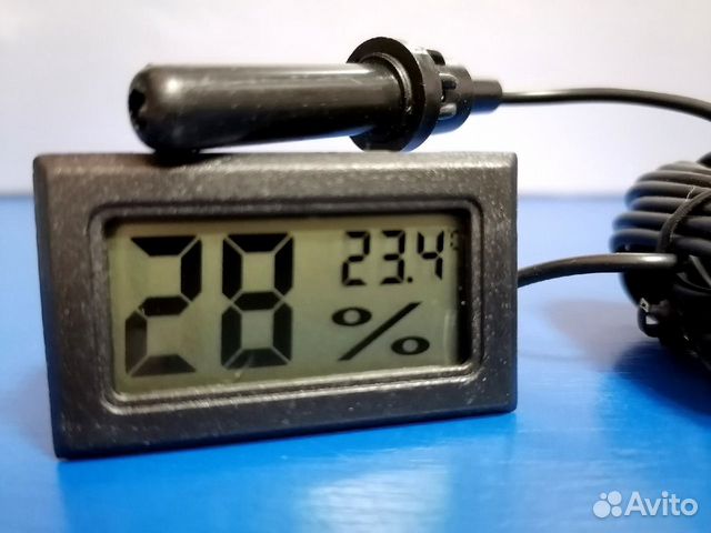 Цифровой термометр с выносным датчиком