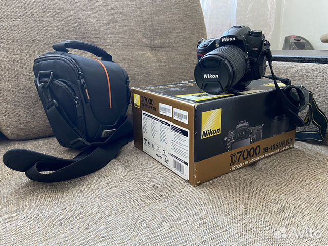 Фотоаппарат профессиональный Nikon D7000