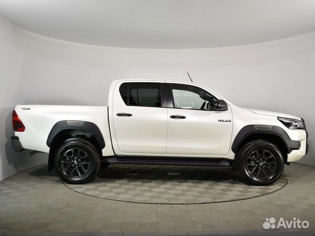 Toyota Hilux 2.8 AT, 2022