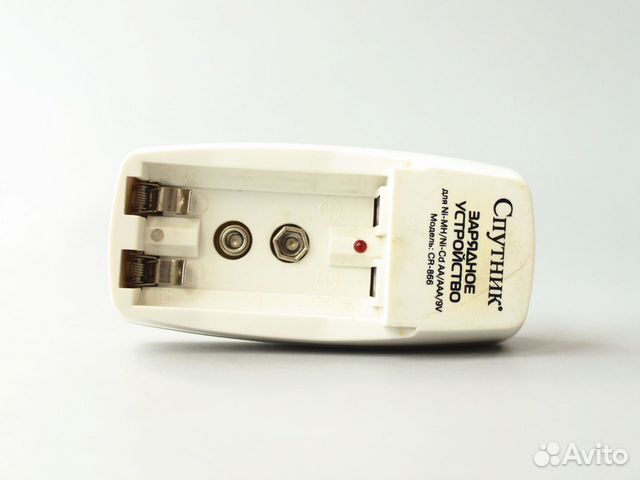 Зарядное устройство под аа/ааа Спутник