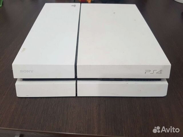 Sony PS4 в разборе