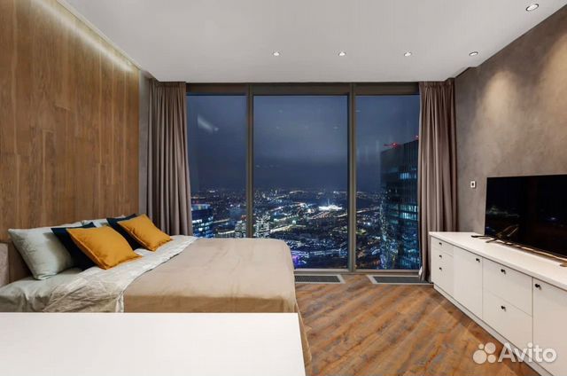 

Квартира-студия, 55 м², 1 кровать