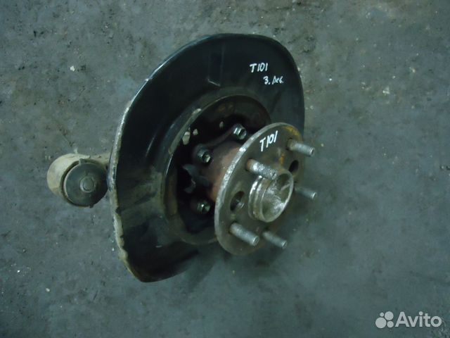 Кулак поворотный задний Тойота Камри 40 2.4 АКПП