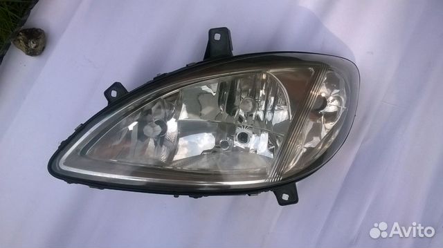 Продам фару от Мерседеса Виано
