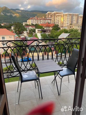 

1-к. квартира, 49 м², 4/5 эт.