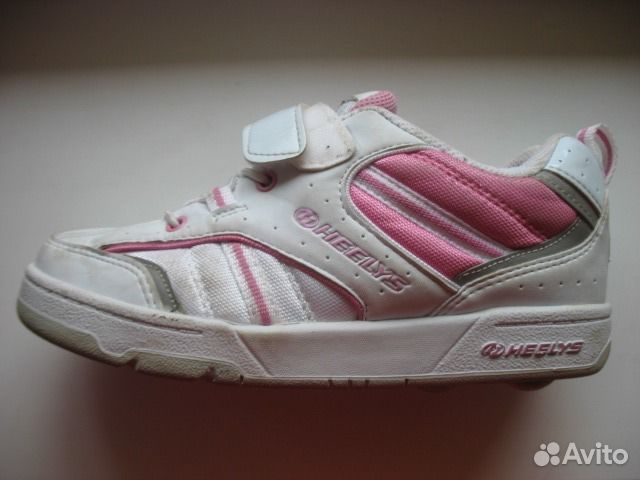 Ролики с ботинками heelys-Ботинки на колесах
