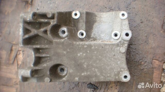 Конштейн кондиционера Ford Focus 3