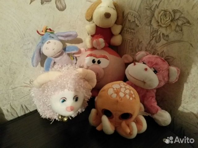 Мягкие игрушки, большие и маленькие Мягкие игрушки, большие и маленькие