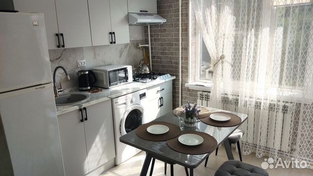 

1-к. квартира, 40 м², 3/6 эт.