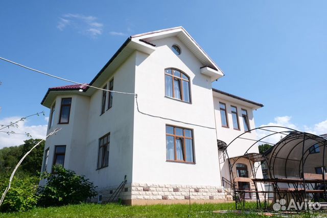 

Коттедж 200 м² на участке 15 сот.