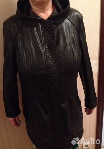 Кожаная куртка женская. Размер 52