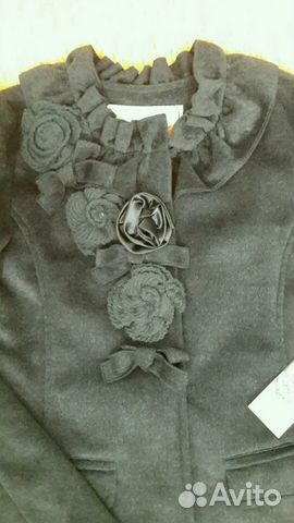 Пальто новое р.152 Пальто новое р.152