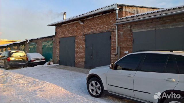 Гараж, > 30 м² Гараж, > 30 м²