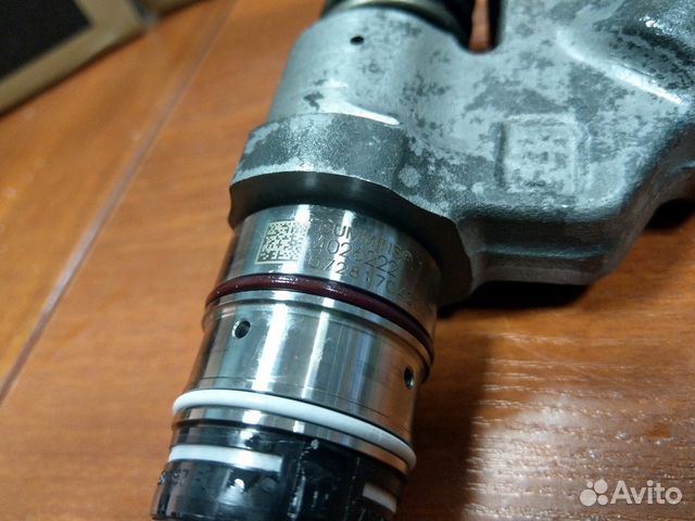 Насос-форсунка Cummins M11 новая Насос-форсунка Cummins M11 новая