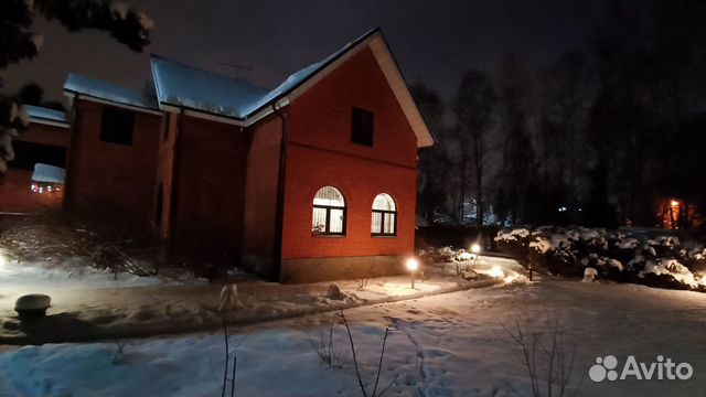 

3-к. коттедж, 350 м²