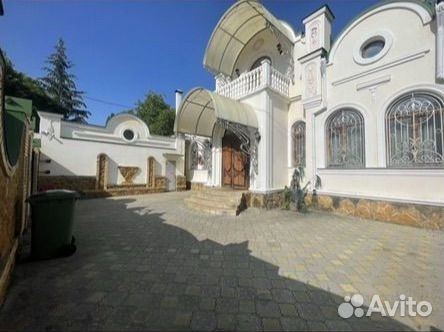 

8-к. дом, 700 м²