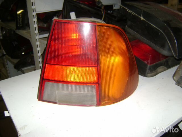 Фонарь правый Volkswagen Polo Classic sedan