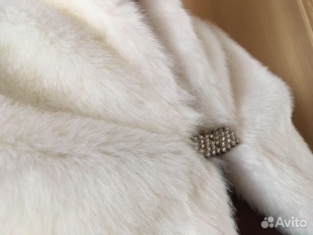 Свадебная меховая накидка-болеро Свадебная меховая накидка-болеро