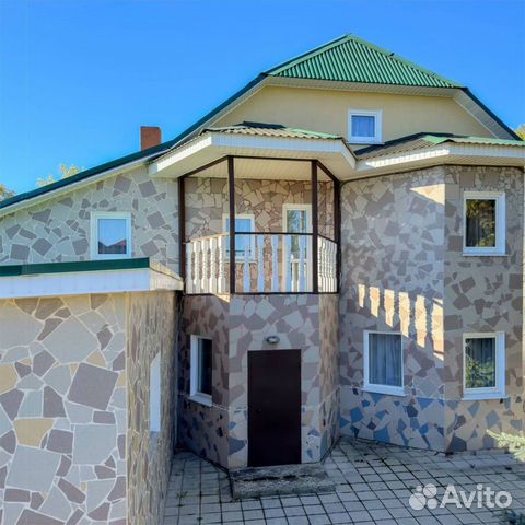 

10-к. и более коттедж, 450 м²