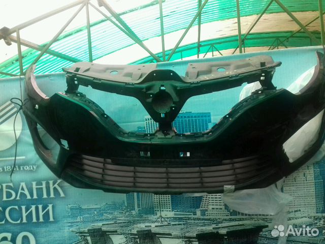 Бампер передний Renault Kaptur 2016 620222180R