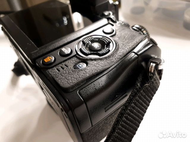 Olympus OM-D E-M1 body + батарейный блок