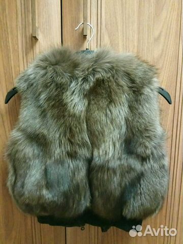 Меховая безрукавка (жилет)