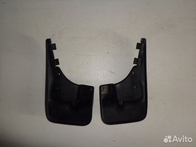 Брызговики передние Polo c 2000-2001г Брызговики передние Polo c 2000-2001г