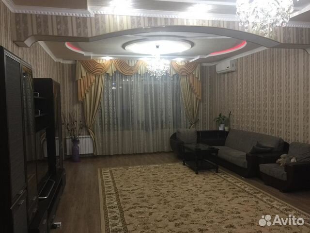 Дом 411.1 м² на участке 11 сот.