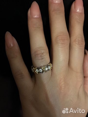 Золотое кольцо с бриллиантами тиффани Tiffany Золотое кольцо с бриллиантами тиффани Tiffany