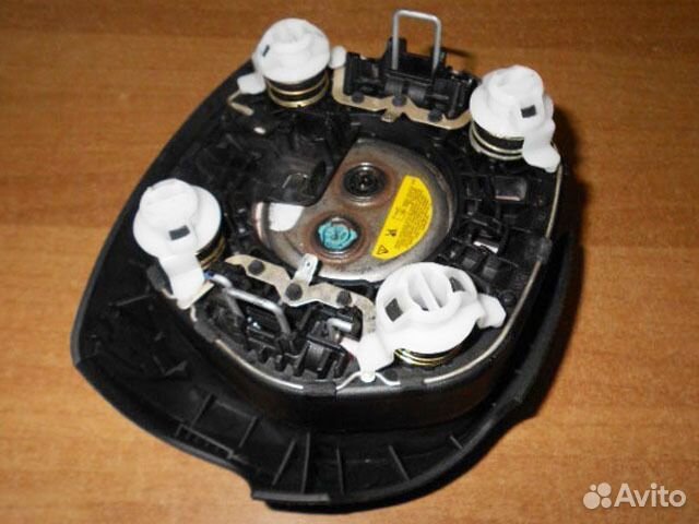 Airbag рулевая Audi Q7 с 2012 г. в