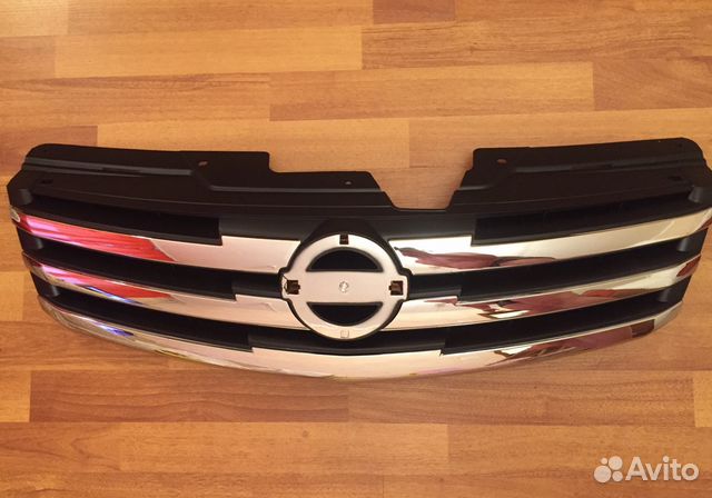 Решётка радиатора Nissan Almera G15