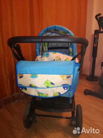 Коляска трансформер с поворотными колесами